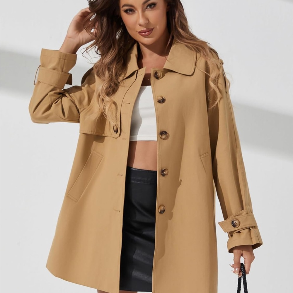 Classic Women’s Tan Trench Coat Size Large